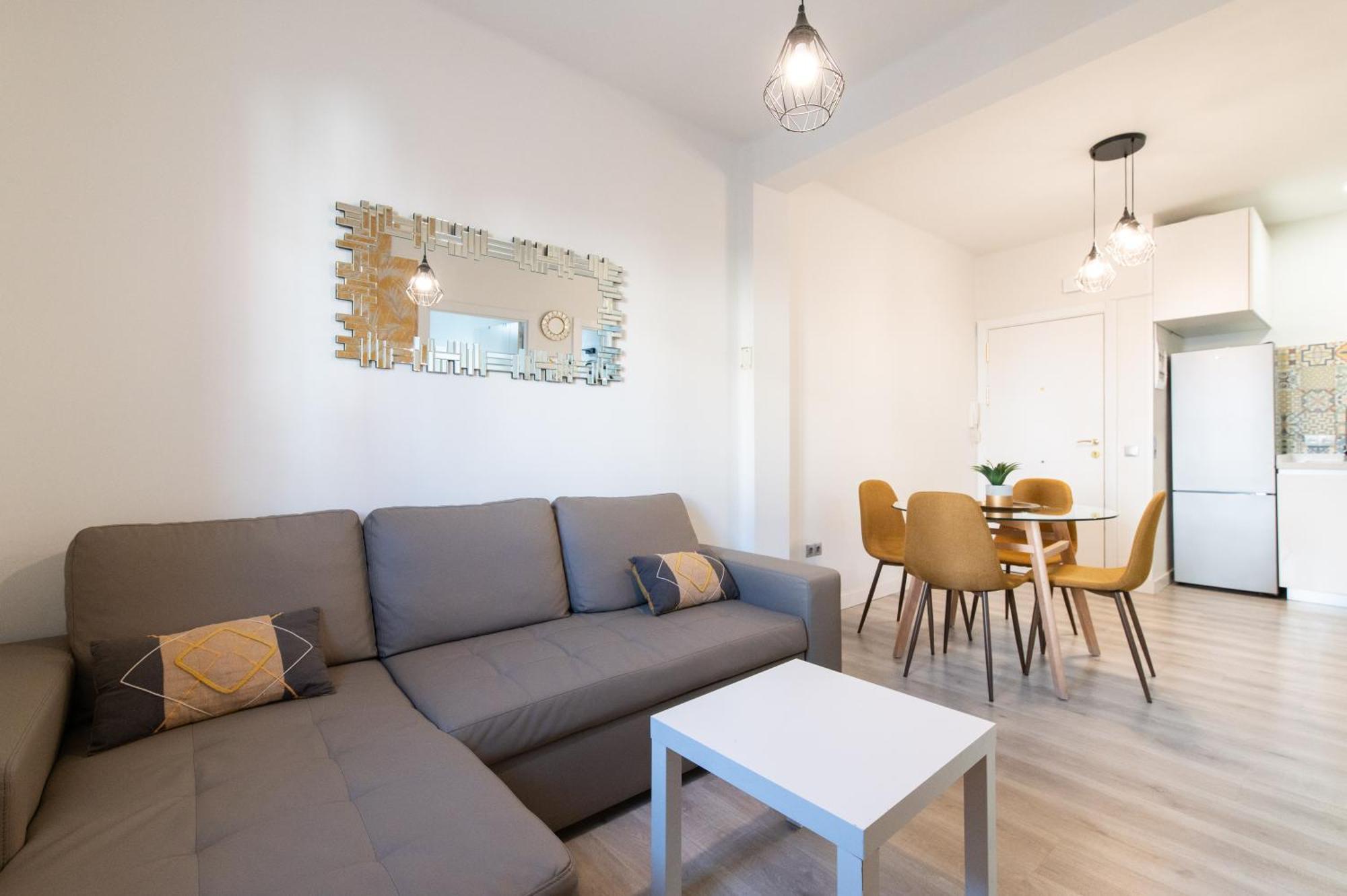 Apartamento Triana Habitame Inmobiliaria إشبيلية المظهر الخارجي الصورة